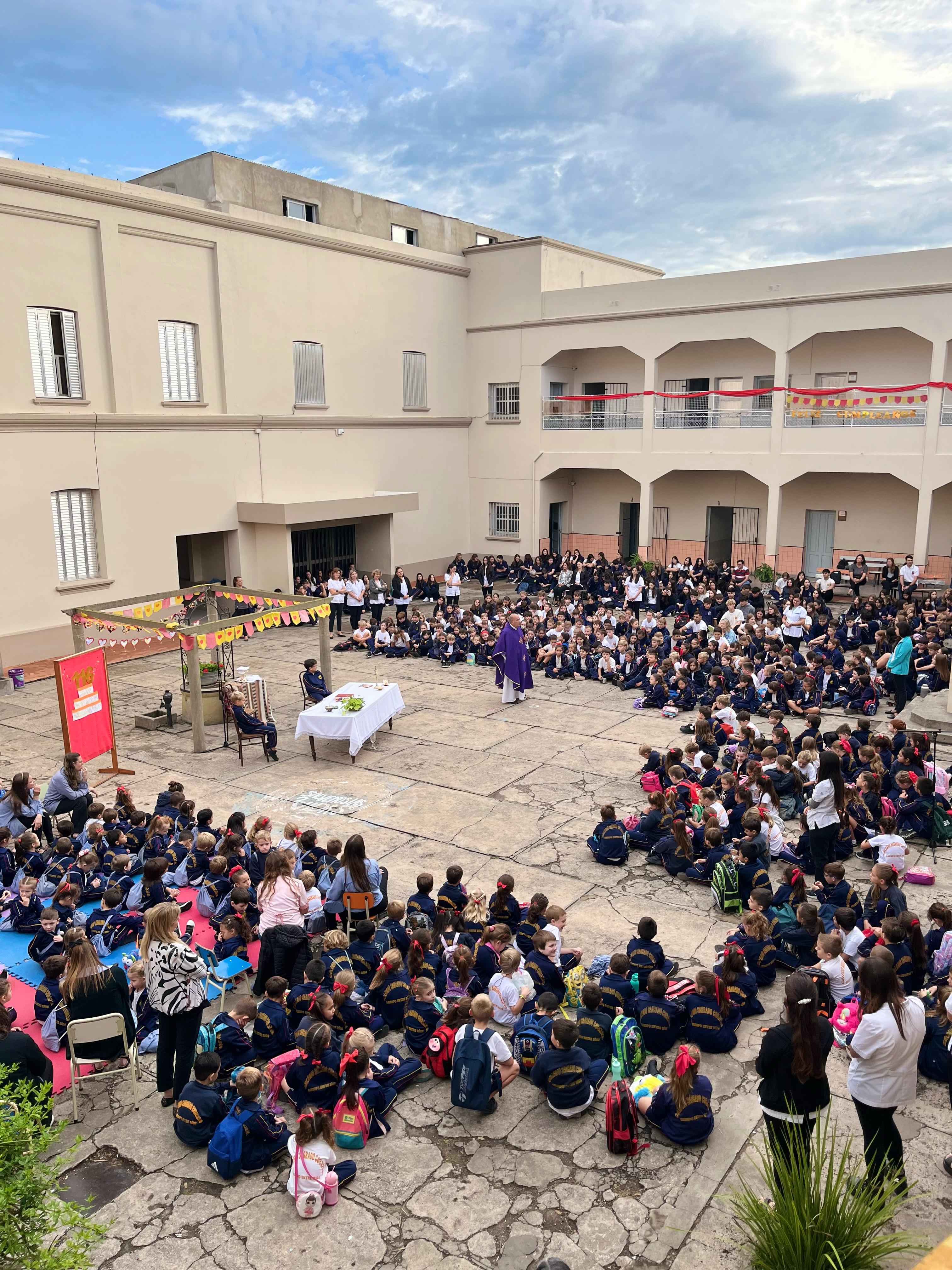 Una comunidad presente